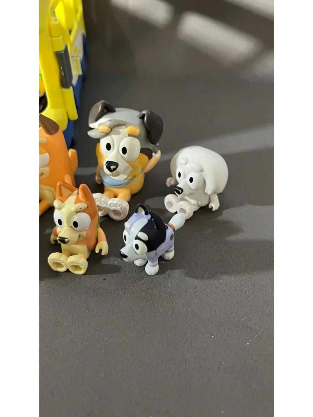 Bluey Family & Friends Play Set With Yellow “The Creek” Bus